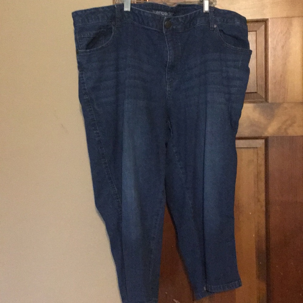 Capri jeans